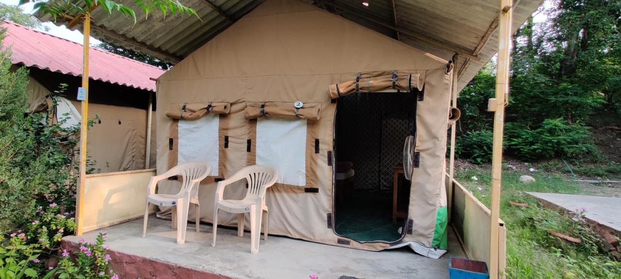 Отель Camp High 5 Jayalgarh Dangchura Экстерьер фото